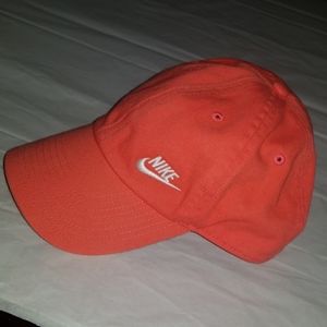 Women's baseball hat
